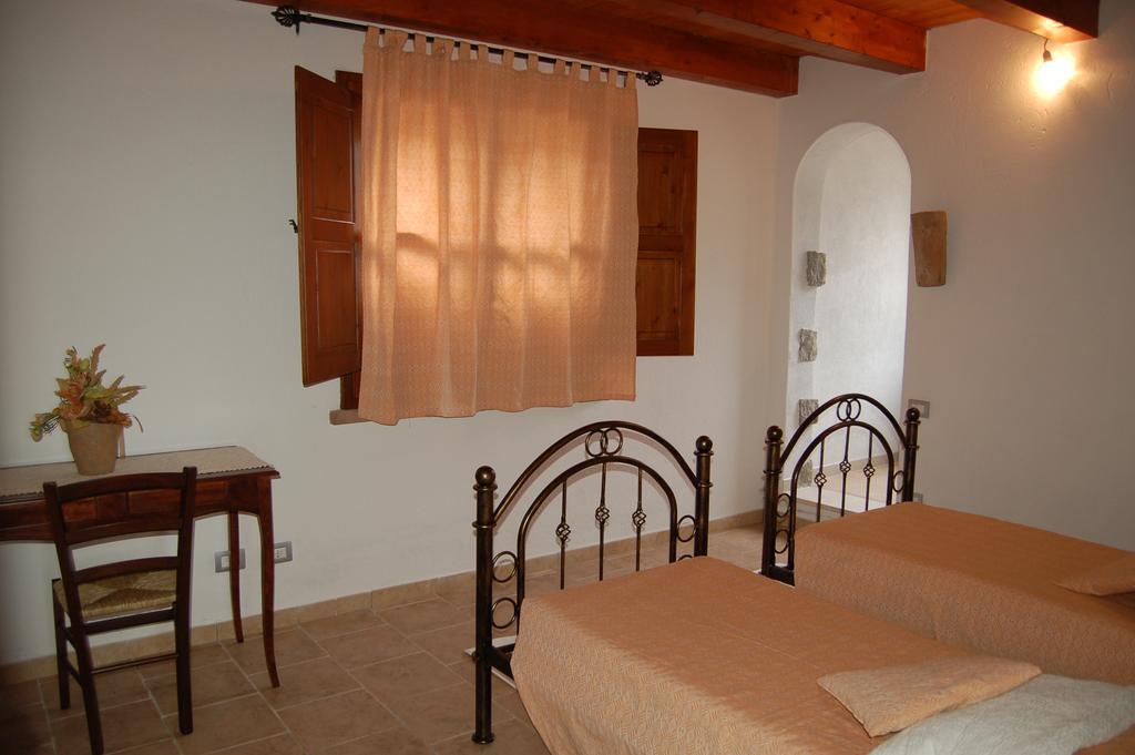 I Carrubi Guest House San Priamo Ruang foto