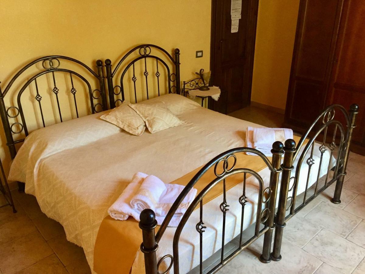 I Carrubi Guest House San Priamo Bagian luar foto
